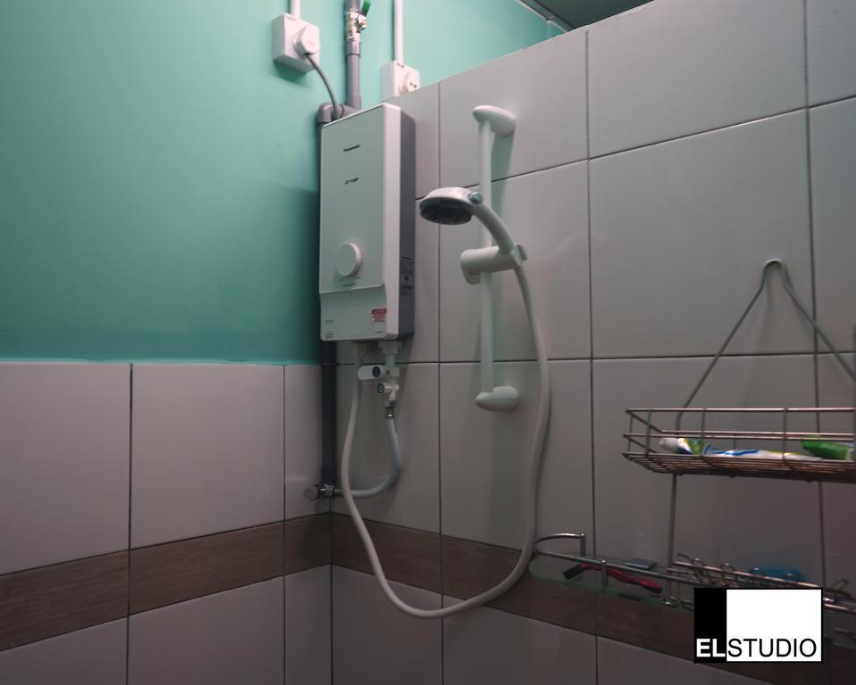 El Studio Hostel Langkawi Kuah Bagian luar foto